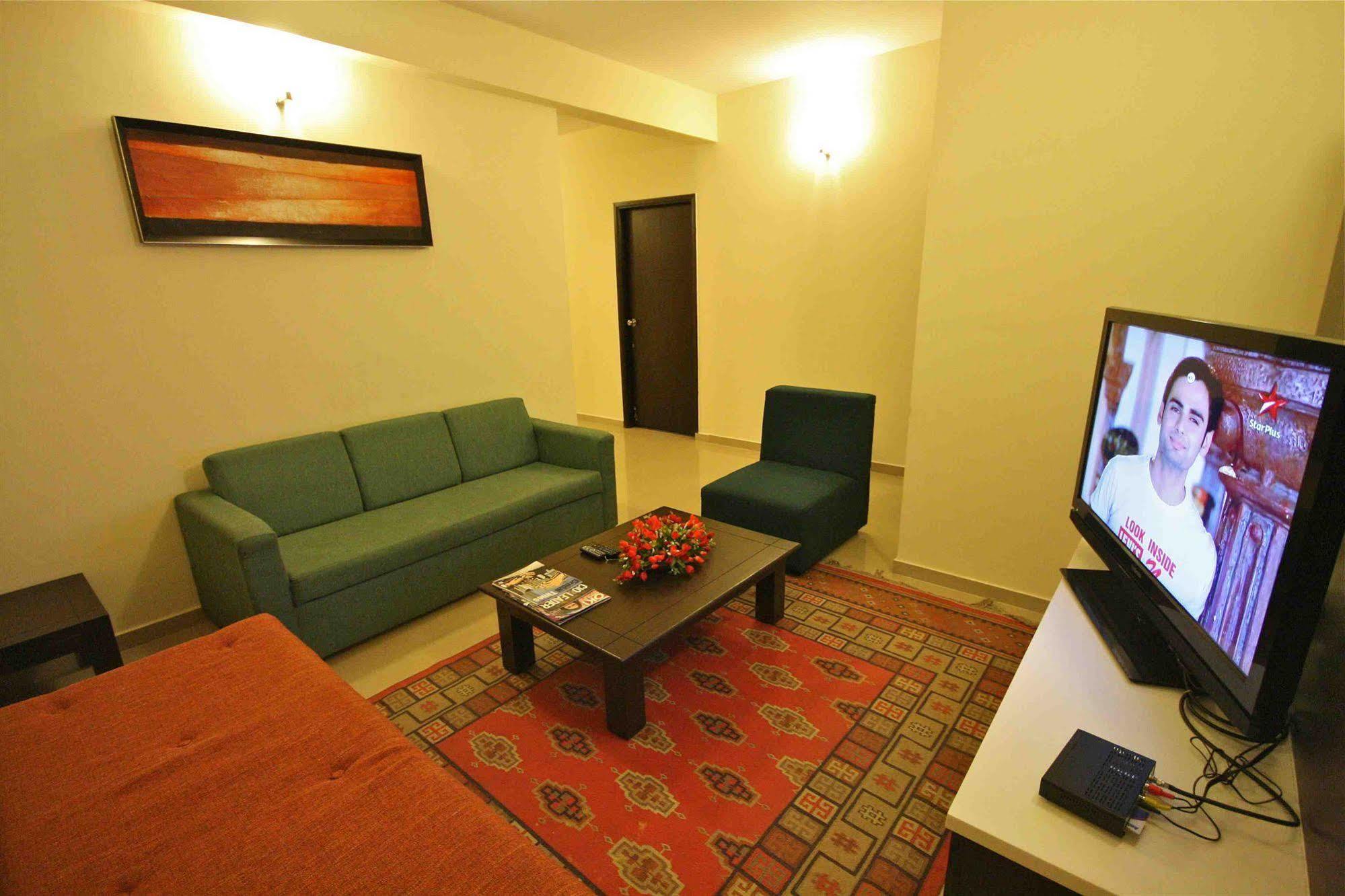 Treebo Trend Sterling Suites Inn Μπανγκαλόρ Εξωτερικό φωτογραφία