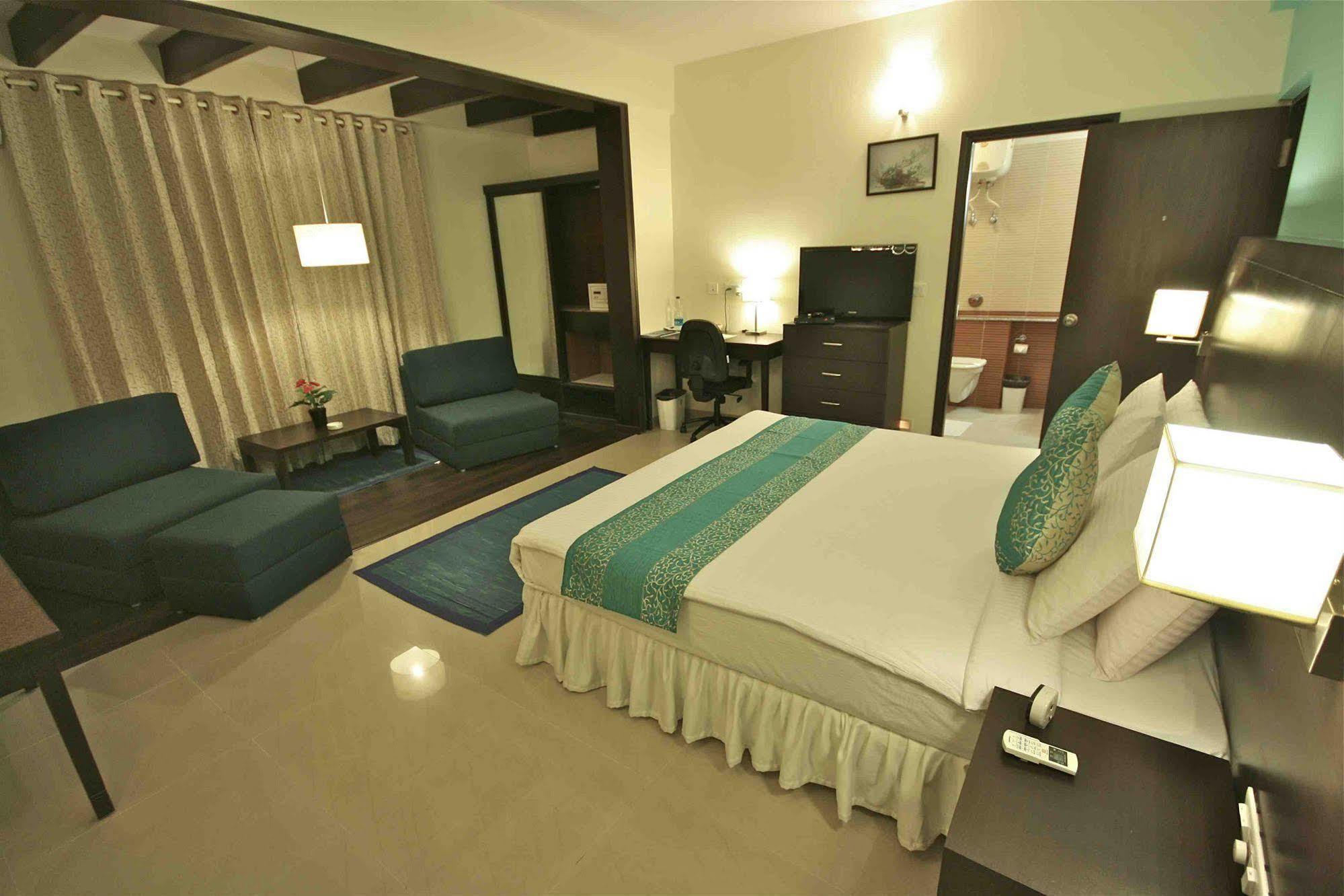 Treebo Trend Sterling Suites Inn Μπανγκαλόρ Εξωτερικό φωτογραφία