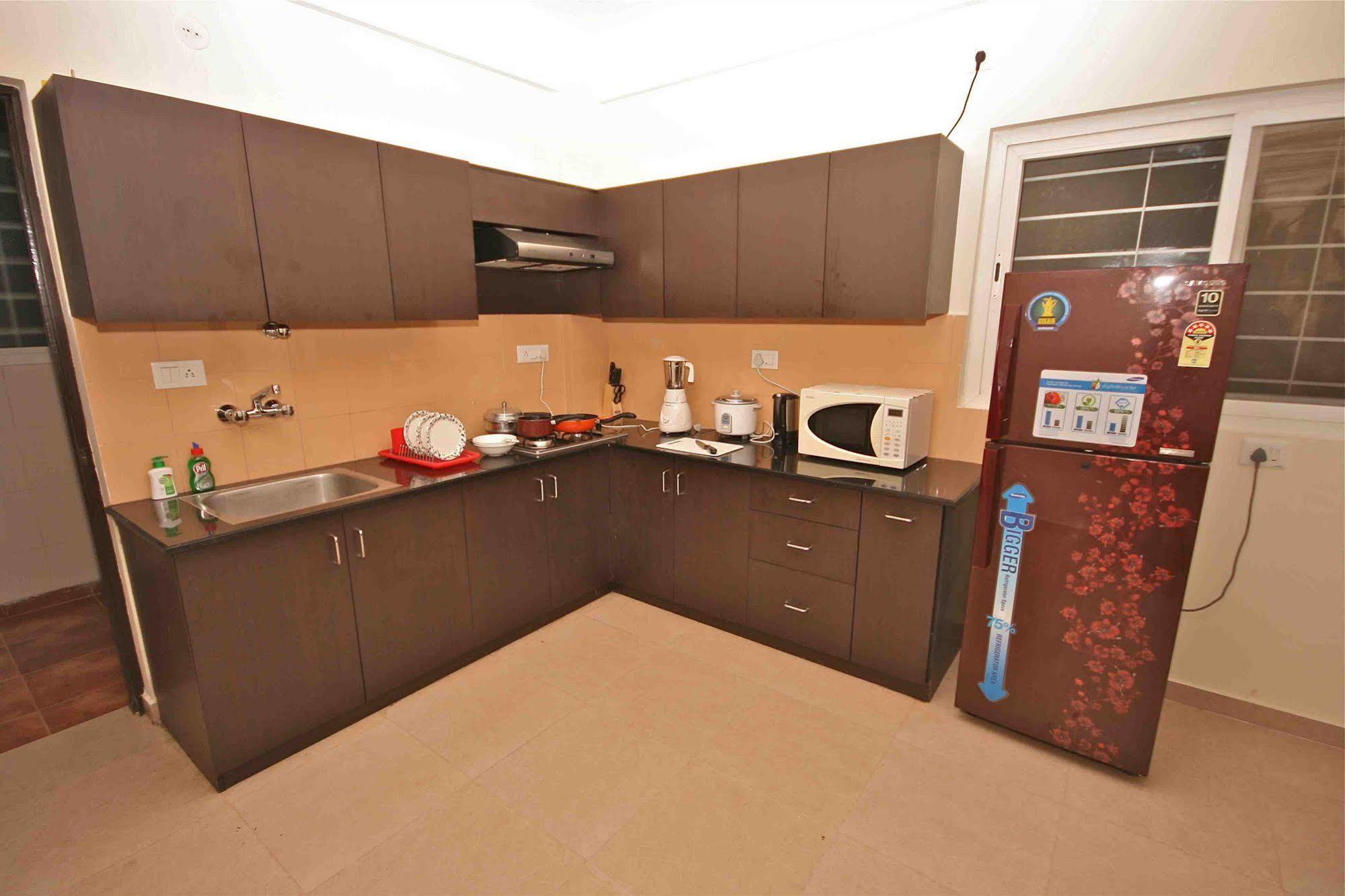 Treebo Trend Sterling Suites Inn Μπανγκαλόρ Εξωτερικό φωτογραφία