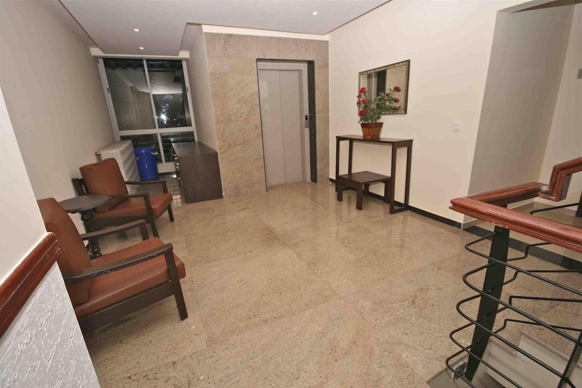 Treebo Trend Sterling Suites Inn Μπανγκαλόρ Εξωτερικό φωτογραφία