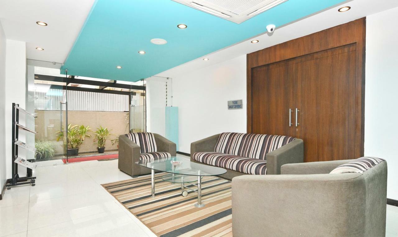 Treebo Trend Sterling Suites Inn Μπανγκαλόρ Εξωτερικό φωτογραφία